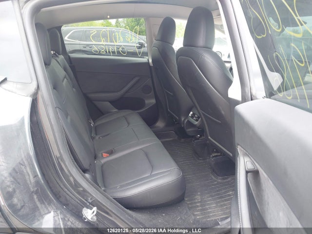 12620125 :رقم المزاد ، 7SAYGDEE7RF019186 vin ، 2024 Tesla Model Y مزاد بيع