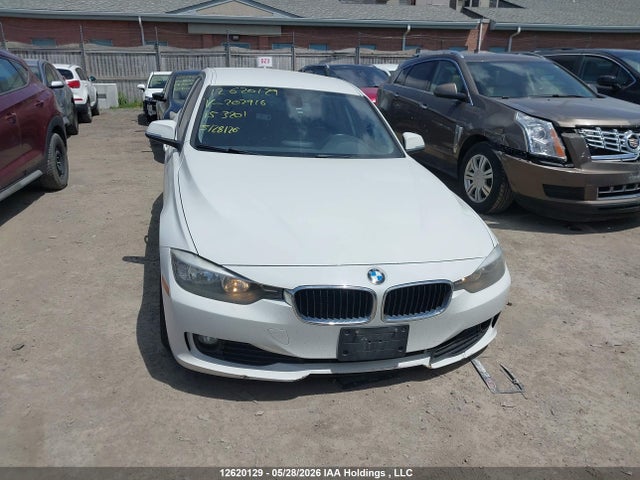 WBA3C3C58FK202916 BMW 320i Xdrive