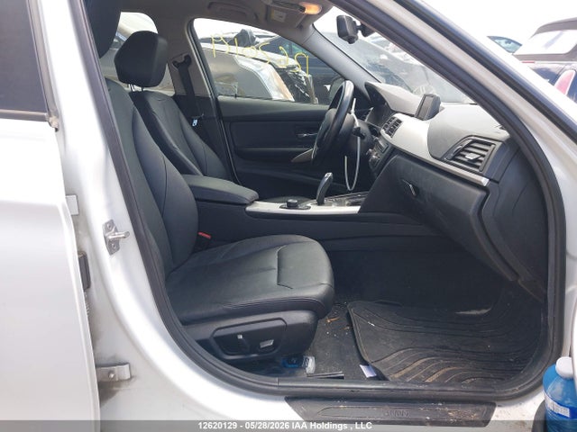 WBA3C3C58FK202916 BMW 320i Xdrive