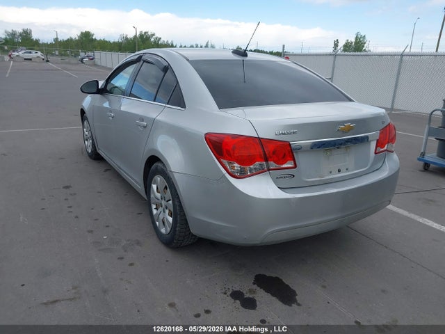 Chevrolet Cruze 2015 1G1PC5SB7F7237384 Image 3