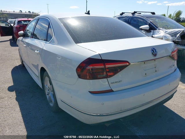 12615750 :رقم المزاد ، 1VWET7A38HC083506 vin ، 2017 Volkswagen Passat 1.8 Tsi Highline مزاد بيع
