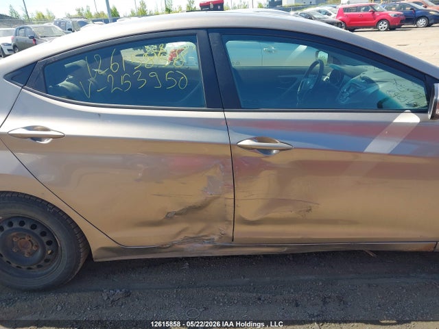 2013 Hyundai Elantra Limited მანქანა იყიდება აუქციონზე, vin: 5NPDH4AE3DH253950, აუქციონის ნომერი: 12615858