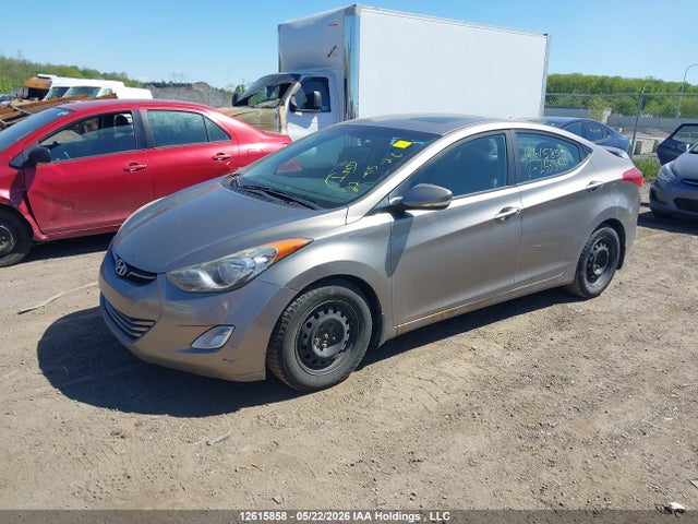 2013 Hyundai Elantra Limited მანქანა იყიდება აუქციონზე, vin: 5NPDH4AE3DH253950, აუქციონის ნომერი: 12615858