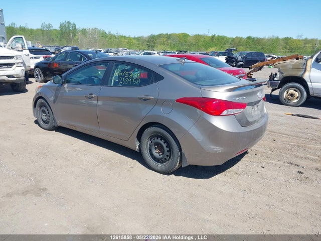 2013 Hyundai Elantra Limited მანქანა იყიდება აუქციონზე, vin: 5NPDH4AE3DH253950, აუქციონის ნომერი: 12615858