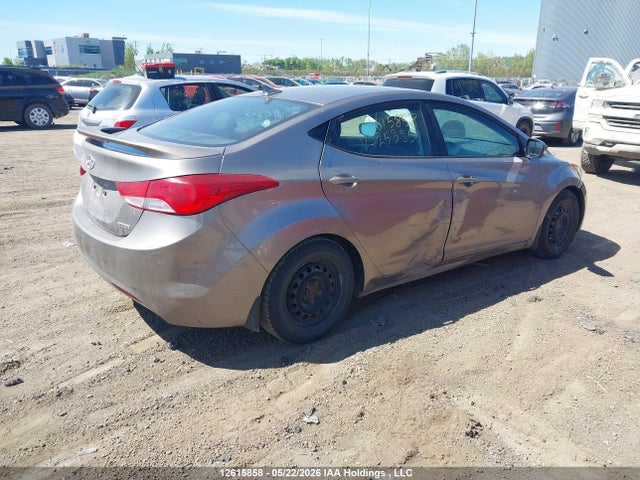 2013 Hyundai Elantra Limited მანქანა იყიდება აუქციონზე, vin: 5NPDH4AE3DH253950, აუქციონის ნომერი: 12615858