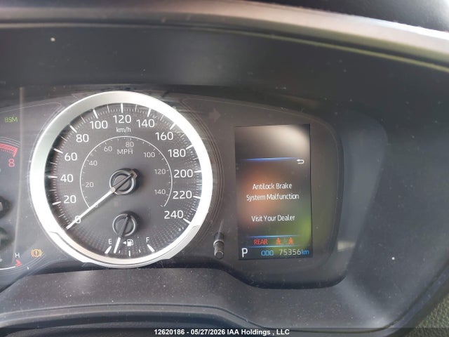 12620186 :رقم المزاد ، 5YFBPMBE6MP225703 vin ، 2021 Toyota Corolla Le مزاد بيع