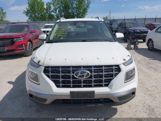 Продаж на аукціоні авто 2020 Hyundai Venue Ultimate With Black Interior, vin: KMHRC8A37LU018090, номер лоту: 12620195