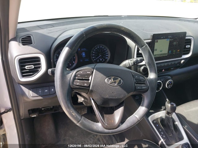 Продаж на аукціоні авто 2020 Hyundai Venue Ultimate With Black Interior, vin: KMHRC8A37LU018090, номер лоту: 12620195