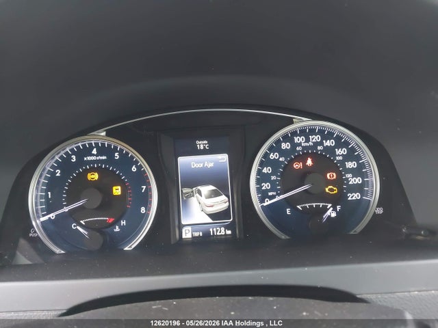 2015 Toyota Camry Le/xle/se/xse მანქანა იყიდება აუქციონზე, vin: 4T1BF1FK2FU496180, აუქციონის ნომერი: 12620196