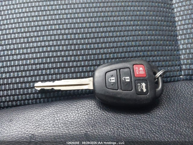Продажа на аукционе авто 2015 Toyota Corolla L/le/le Pls/prm/s/s Pls, vin: 2T1BURHE1FC473633, номер лота: 12620205