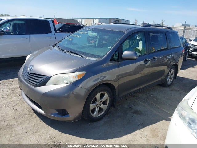 2012 Toyota Sienna მანქანა იყიდება აუქციონზე, vin: 5TDZK3DC8CS196679, აუქციონის ნომერი: 12620211