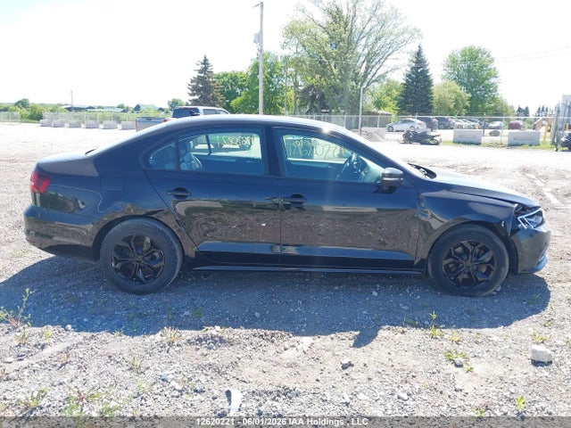12620221 :رقم المزاد ، 3VW267AJ4GM317081 vin ، 2016 Volkswagen Jetta مزاد بيع