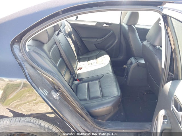 12620221 :رقم المزاد ، 3VW267AJ4GM317081 vin ، 2016 Volkswagen Jetta مزاد بيع