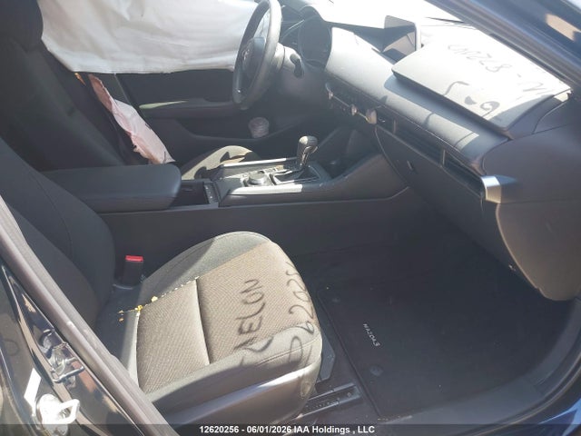 2026 Mazda 3 Select Sport მანქანა იყიდება აუქციონზე, vin: JM1BPAKL0T1872047, აუქციონის ნომერი: 12620256