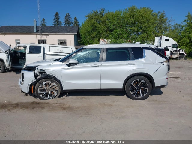 2023 Mitsubishi Outlander Le/le Premium/noir/se/sel მანქანა იყიდება აუქციონზე, vin: JA4J4UA85PZ605698, აუქციონის ნომერი: 12620269