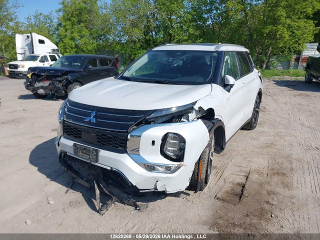 2023 Mitsubishi Outlander Le/le Premium/noir/se/sel მანქანა იყიდება აუქციონზე, vin: JA4J4UA85PZ605698, აუქციონის ნომერი: 12620269