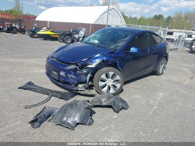 12620275 :رقم المزاد ، 7SAYGDEE6NF363490 vin ، 2022 Tesla Model Y Long Range مزاد بيع