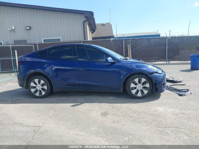 12620275 :رقم المزاد ، 7SAYGDEE6NF363490 vin ، 2022 Tesla Model Y Long Range مزاد بيع