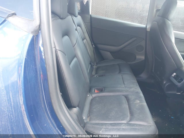12620275 :رقم المزاد ، 7SAYGDEE6NF363490 vin ، 2022 Tesla Model Y Long Range مزاد بيع