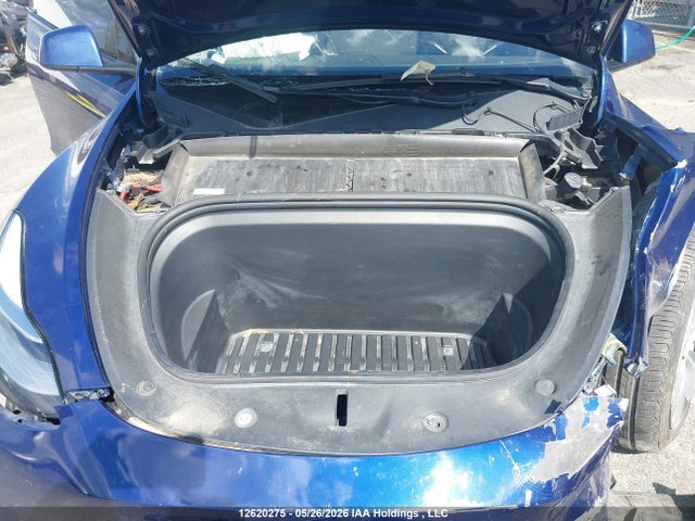 12620275 :رقم المزاد ، 7SAYGDEE6NF363490 vin ، 2022 Tesla Model Y Long Range مزاد بيع