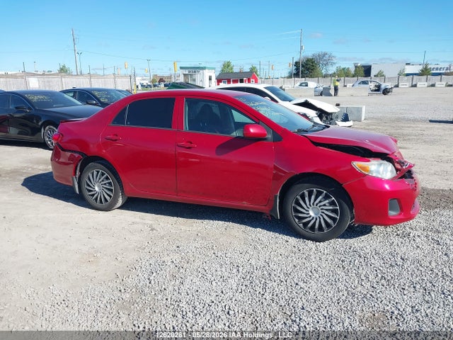 2013 Toyota Corolla Ce/le/s მანქანა იყიდება აუქციონზე, vin: 2T1BU4EE7DC066856, აუქციონის ნომერი: 12620281