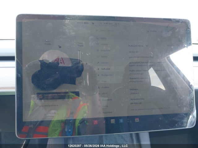 Tesla Model Y 2024 LRWYGDFD6RC640710 Image 7