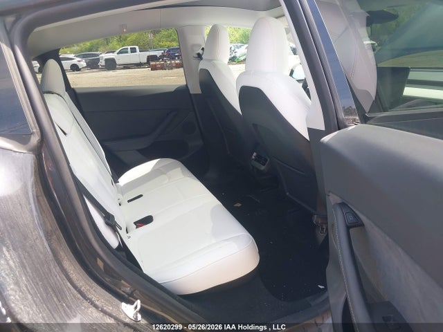Продажа на аукционе авто 2024 Tesla Model Y Long Range/rwd, vin: 7SAYGDED0RF012443, номер лота: 12620299