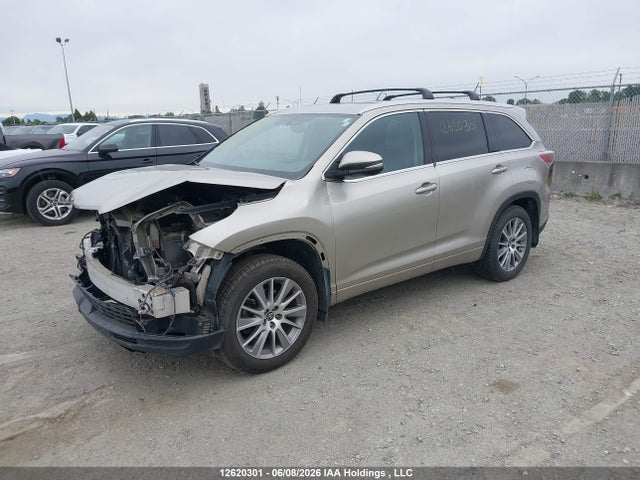 Продаж на аукціоні авто 2016 Toyota Highlander Xle, vin: 5TDJKRFH7GS233428, номер лоту: 12620301