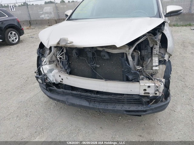 Продаж на аукціоні авто 2016 Toyota Highlander Xle, vin: 5TDJKRFH7GS233428, номер лоту: 12620301
