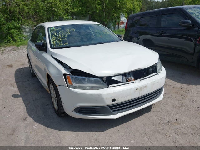 12620308 :رقم المزاد ، 3VW1K7AJXCM423035 vin ، 2012 Volkswagen Jetta مزاد بيع