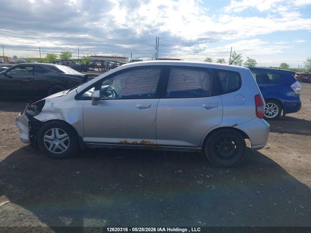 12620316 :رقم المزاد ، JHMGD38447S812765 vin ، 2007 Honda Fit مزاد بيع
