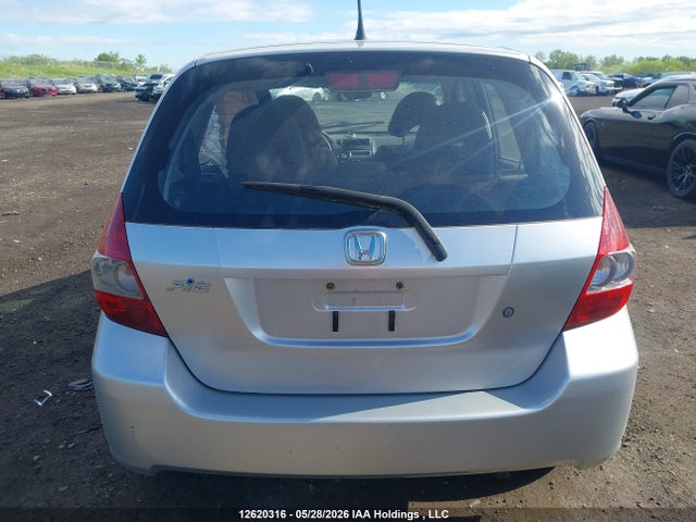 12620316 :رقم المزاد ، JHMGD38447S812765 vin ، 2007 Honda Fit مزاد بيع