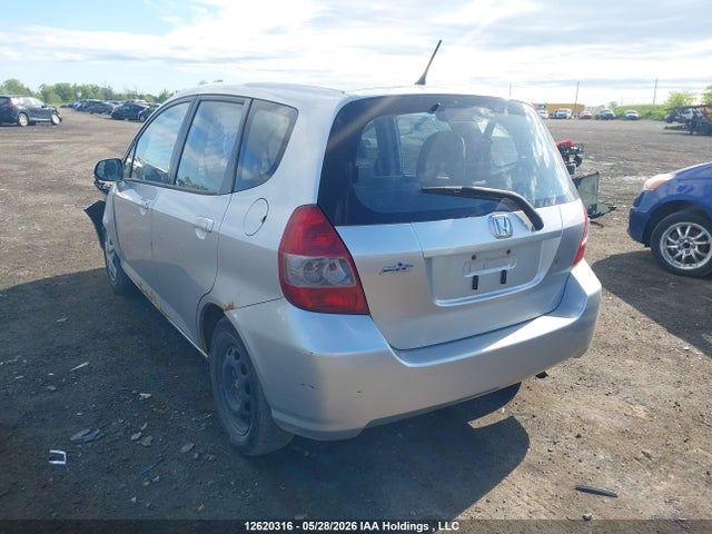 12620316 :رقم المزاد ، JHMGD38447S812765 vin ، 2007 Honda Fit مزاد بيع