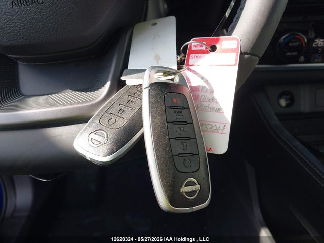 Продажа на аукционе авто 2025 Nissan Rogue Platinum, vin: JN8BT3DD0SW473724, номер лота: 12620324
