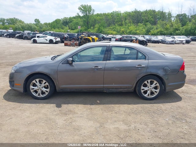 12620330 :رقم المزاد ، 3FAHP0HA5CR100083 vin ، 2012 Ford Fusion Se مزاد بيع
