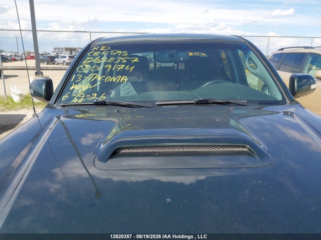 12620357 :رقم المزاد ، 5TFMU4FN9DX019174 vin ، 2013 Toyota Tacoma Double Cab Long Bed مزاد بيع