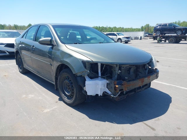2014 Toyota Camry Le მანქანა იყიდება აუქციონზე, vin: 4T1BF1FK8EU777981, აუქციონის ნომერი: 12620383