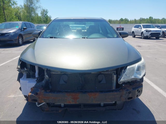 2014 Toyota Camry Le მანქანა იყიდება აუქციონზე, vin: 4T1BF1FK8EU777981, აუქციონის ნომერი: 12620383