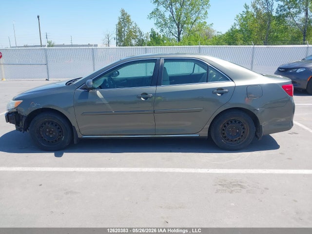 2014 Toyota Camry Le მანქანა იყიდება აუქციონზე, vin: 4T1BF1FK8EU777981, აუქციონის ნომერი: 12620383