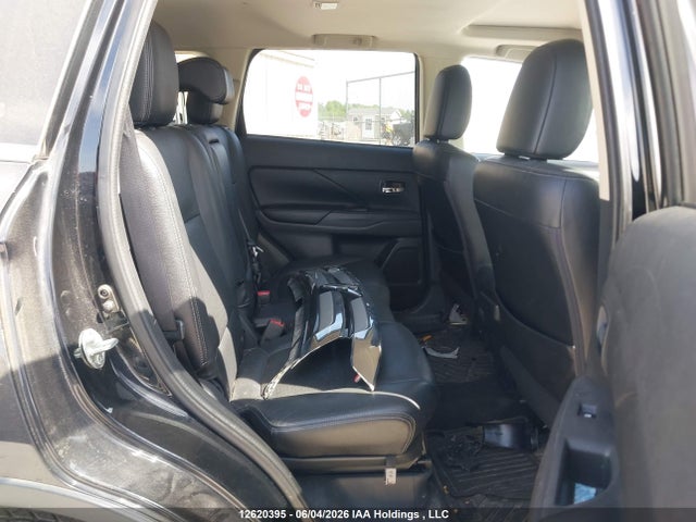 Mitsubishi Outlander Es 2018 JA4AZ2A38JZ600397 Image 8