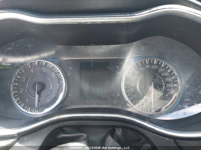 Chrysler 200 LX 2015 1C3CCCFB7FN610007 Image 7