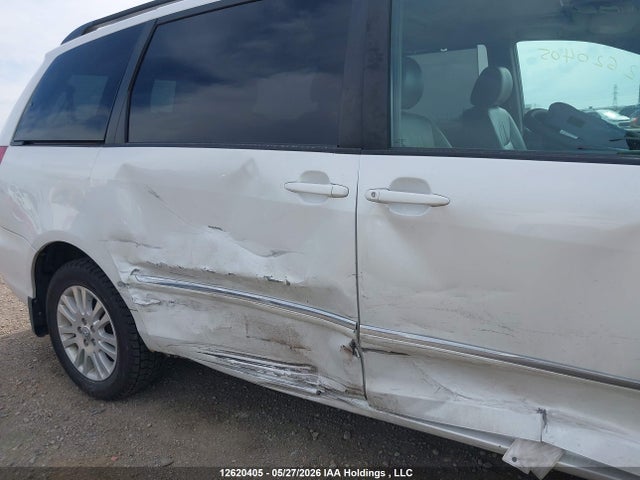 12620405 :رقم المزاد ، 5TDBK22C28S011256 vin ، 2008 Toyota Sienna Limited مزاد بيع