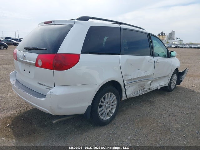 12620405 :رقم المزاد ، 5TDBK22C28S011256 vin ، 2008 Toyota Sienna Limited مزاد بيع