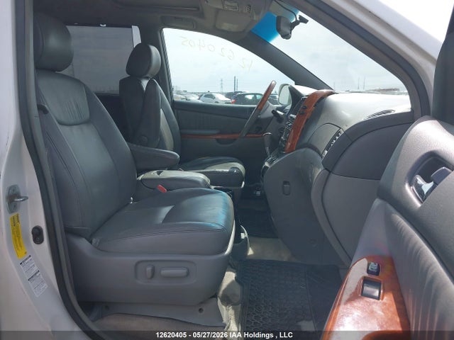 12620405 :رقم المزاد ، 5TDBK22C28S011256 vin ، 2008 Toyota Sienna Limited مزاد بيع
