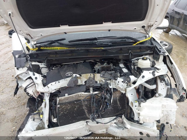 Toyota Highlander Xle 2021 5TDGZRBH2MS058626 Image 10
