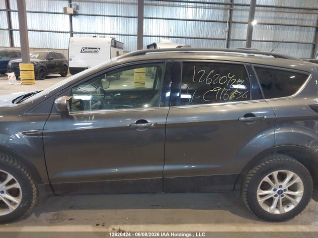 2018 Ford Escape Se მანქანა იყიდება აუქციონზე, vin: 1FMCU9GD0JUC91636, აუქციონის ნომერი: 12620424