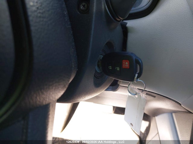2022 Toyota Corolla Cross L მანქანა იყიდება აუქციონზე, vin: 7MUAAABG2NV002084, აუქციონის ნომერი: 12620434