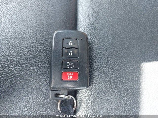 2018 Toyota Rav4 Se მანქანა იყიდება აუქციონზე, vin: 2T3JFREV3JW746371, აუქციონის ნომერი: 12620439