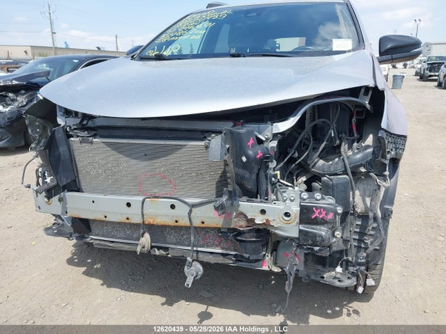 2018 Toyota Rav4 Se მანქანა იყიდება აუქციონზე, vin: 2T3JFREV3JW746371, აუქციონის ნომერი: 12620439