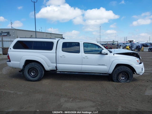12620476 :رقم المزاد ، 5TFMU4FN9FX029920 vin ، 2015 Toyota Tacoma مزاد بيع